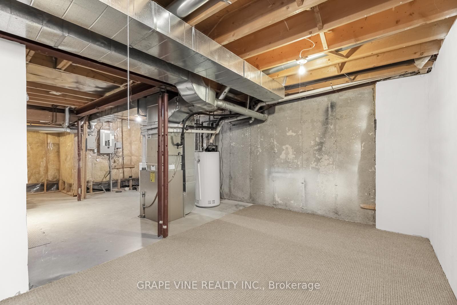 Photo 31 of 430 Lawler Crescent, Ottawa, Chatelaine Village — HOMEH