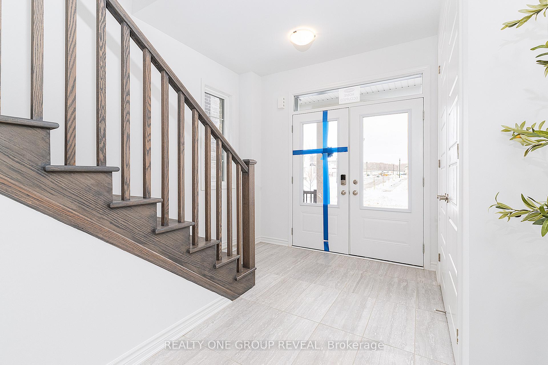 Photo 2 of 3352 Marchington Square, Pickering, Rural Pickering — HOMEH