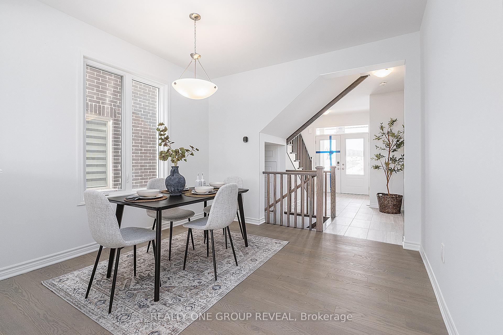 Photo 4 of 3352 Marchington Square, Pickering, Rural Pickering — HOMEH