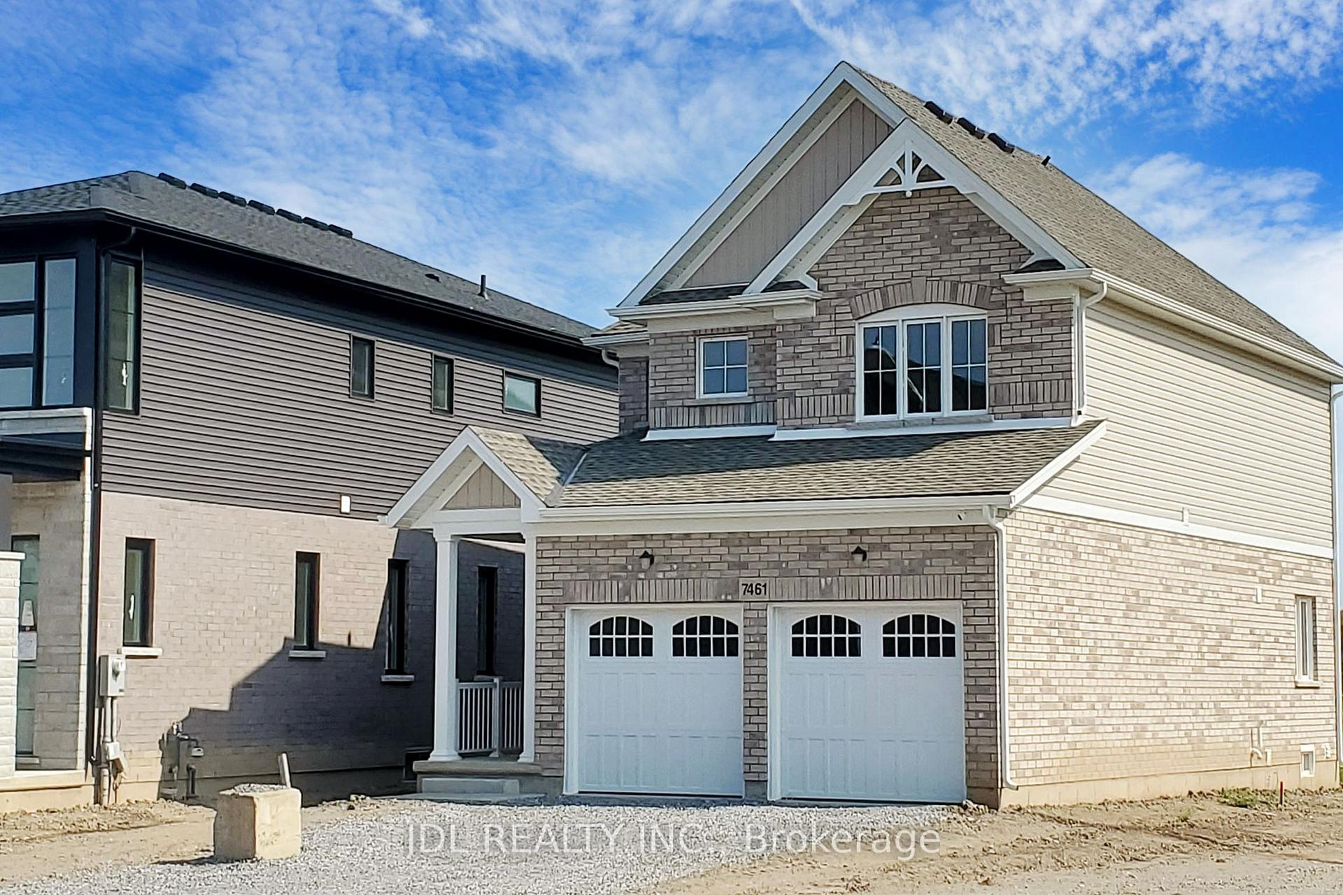 Photo 2 of Unit 2, 7461 Majestic Trail, Niagara Falls, Brown — HOMEH