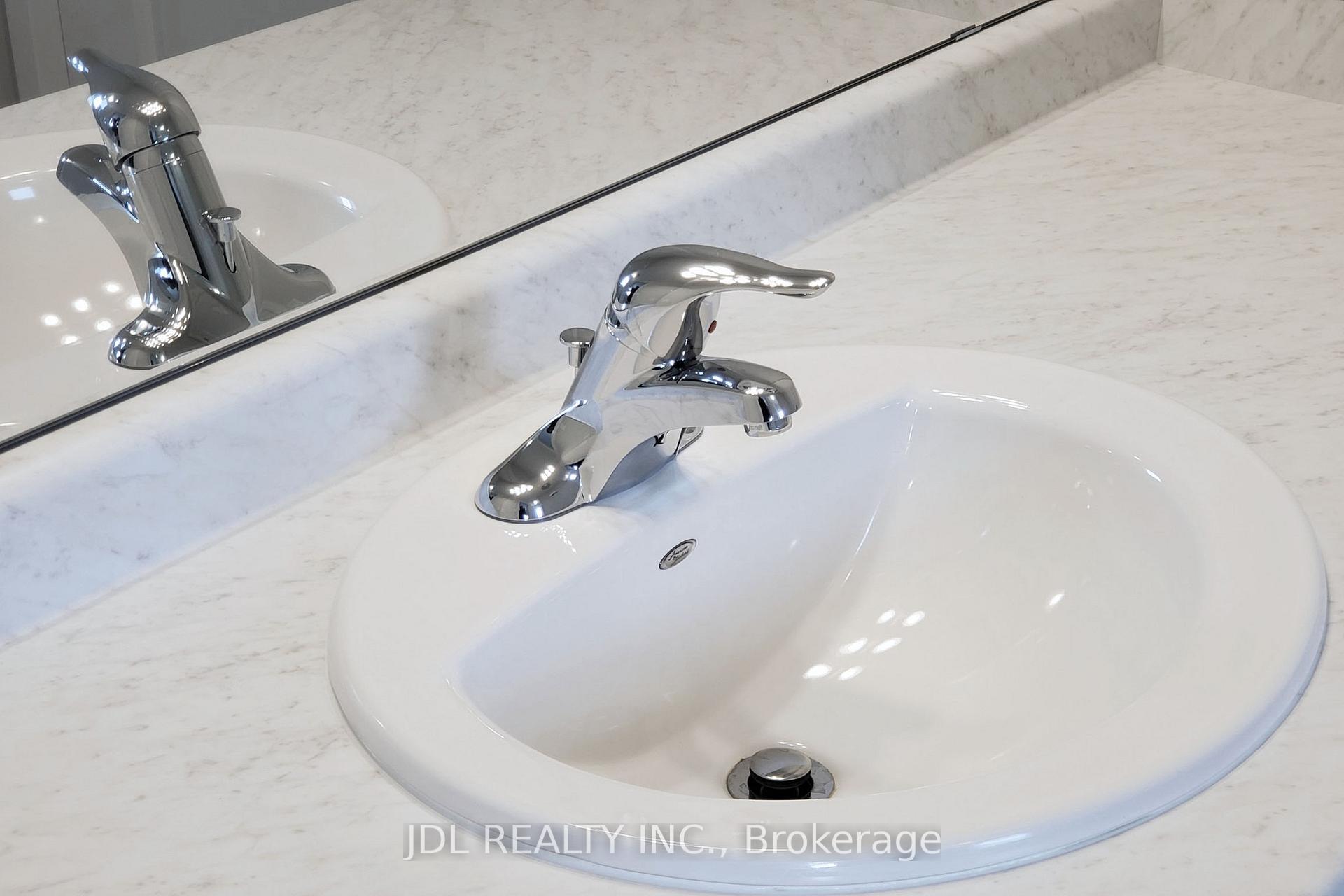 Photo 19 of Unit 2, 7461 Majestic Trail, Niagara Falls, Brown — HOMEH