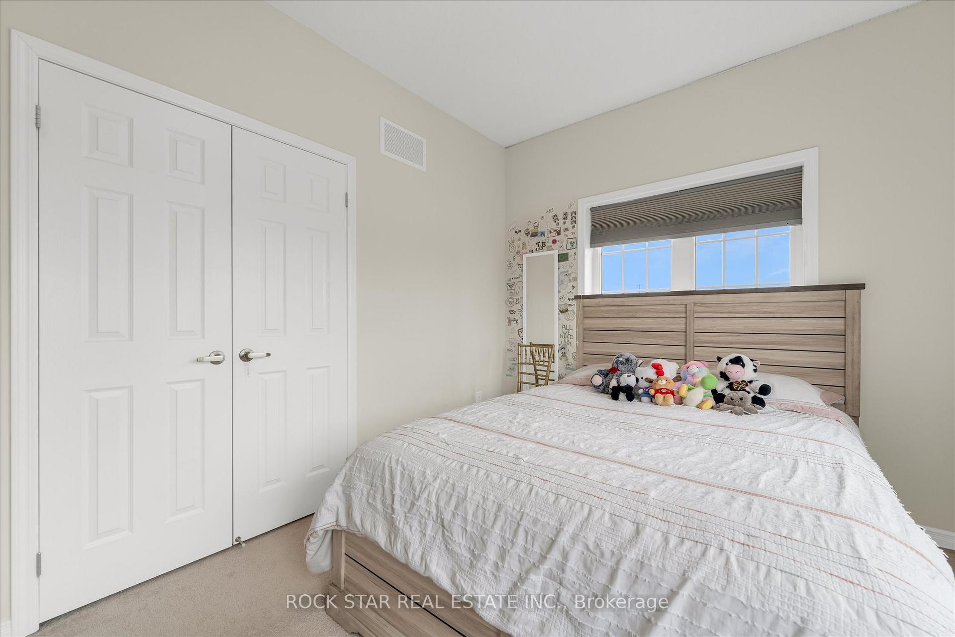 Photo 24 of Unit 29, 8317 Mulberry Drive, Niagara Falls, Brown — HOMEH