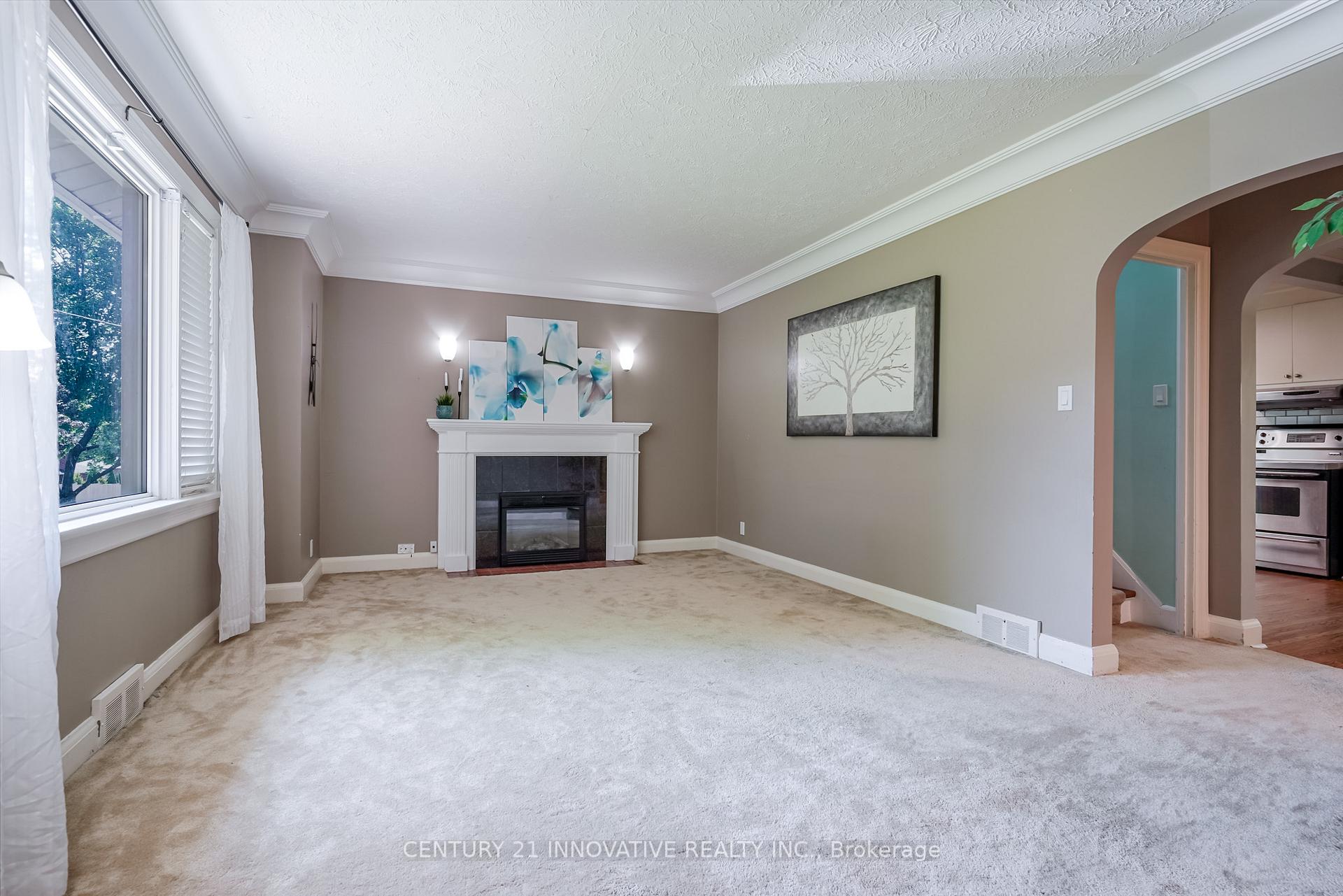 Photo 4 of 1052 King Street E, Oshawa, Eastdale — HOMEH