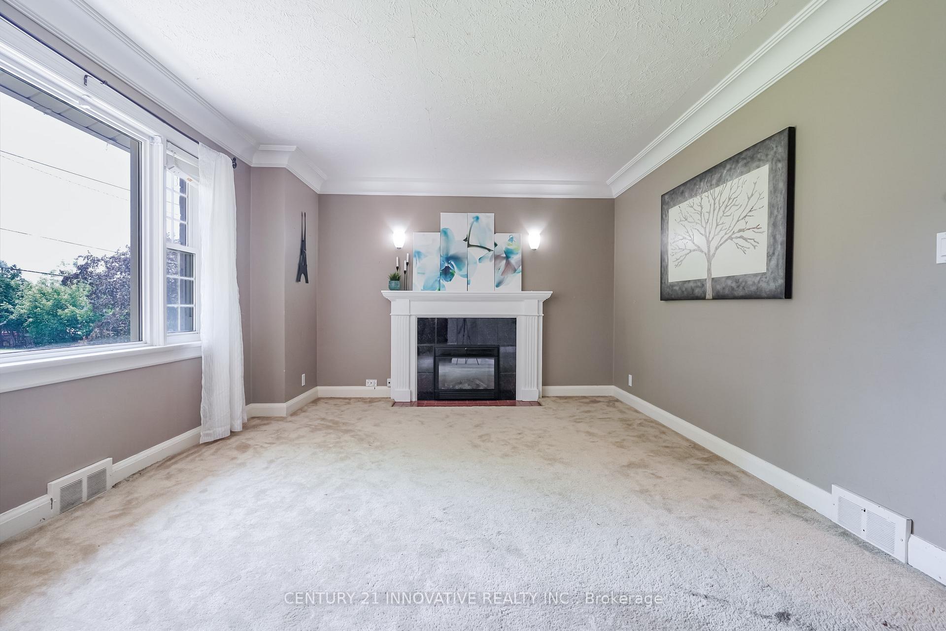 Photo 5 of 1052 King Street E, Oshawa, Eastdale — HOMEH