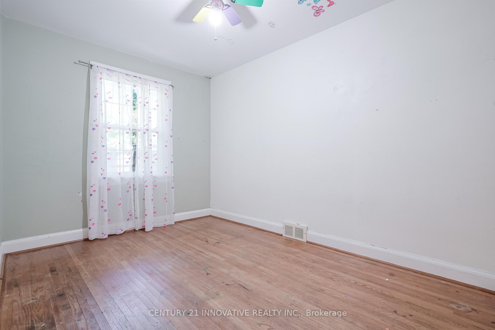 Photo 11 of 1052 King Street E, Oshawa, Eastdale — HOMEH