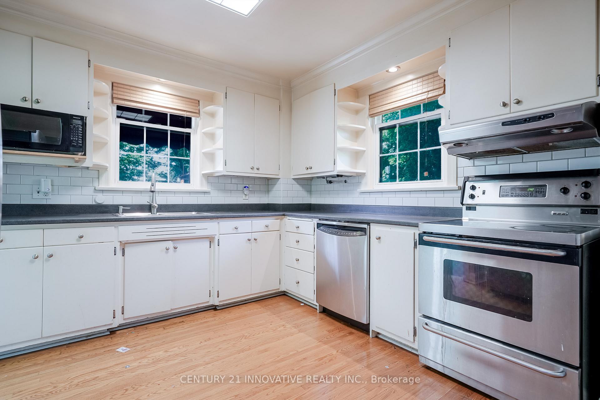 Photo 17 of 1052 King Street E, Oshawa, Eastdale — HOMEH