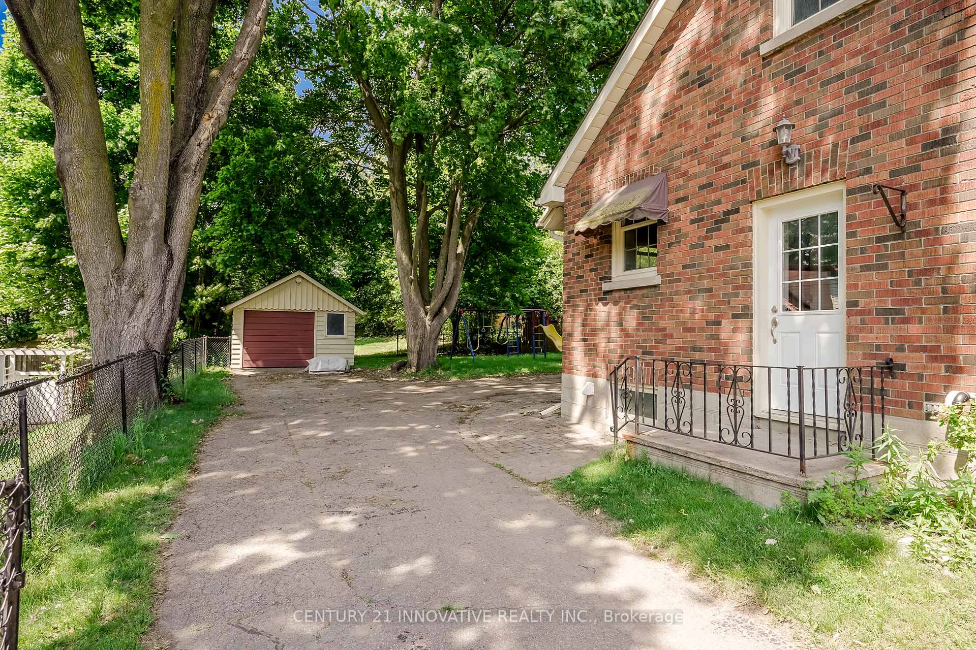 Photo 30 of 1052 King Street E, Oshawa, Eastdale — HOMEH