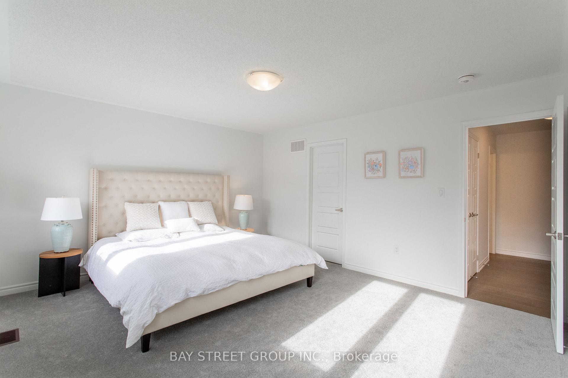 Photo 17 of 1409 Mockingbird Square, Pickering, Rural Pickering — HOMEH
