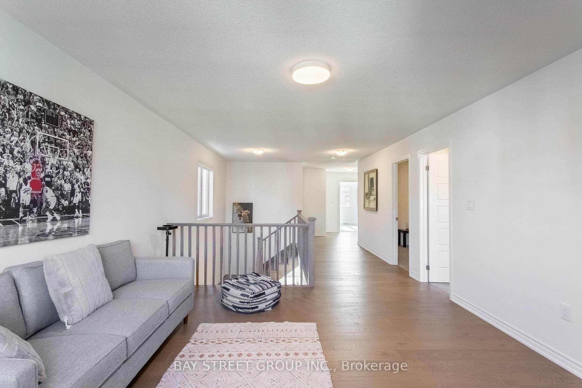 Photo 29 of 1409 Mockingbird Square, Pickering, Rural Pickering — HOMEH