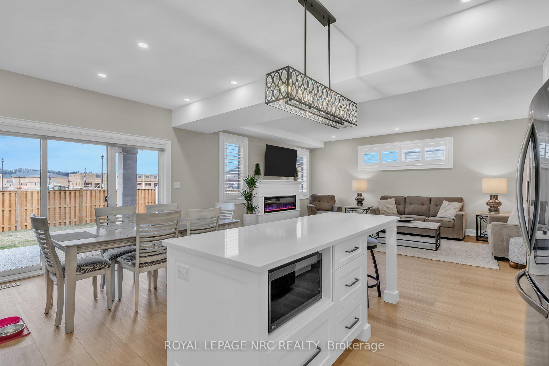 Photo 7 of 22 Swan Avenue, Pelham, Fonthill — HOMEH