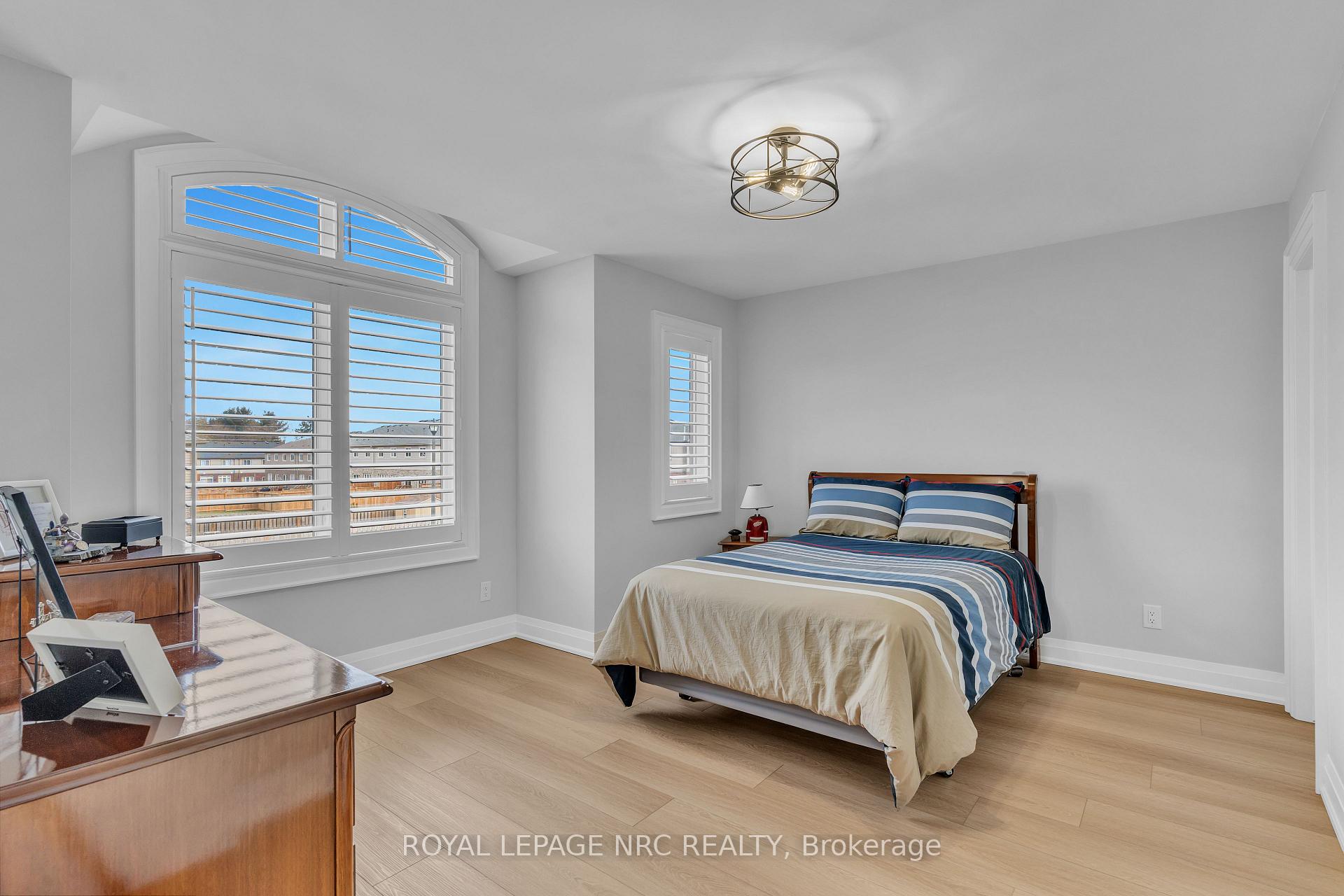Photo 13 of 22 Swan Avenue, Pelham, Fonthill — HOMEH