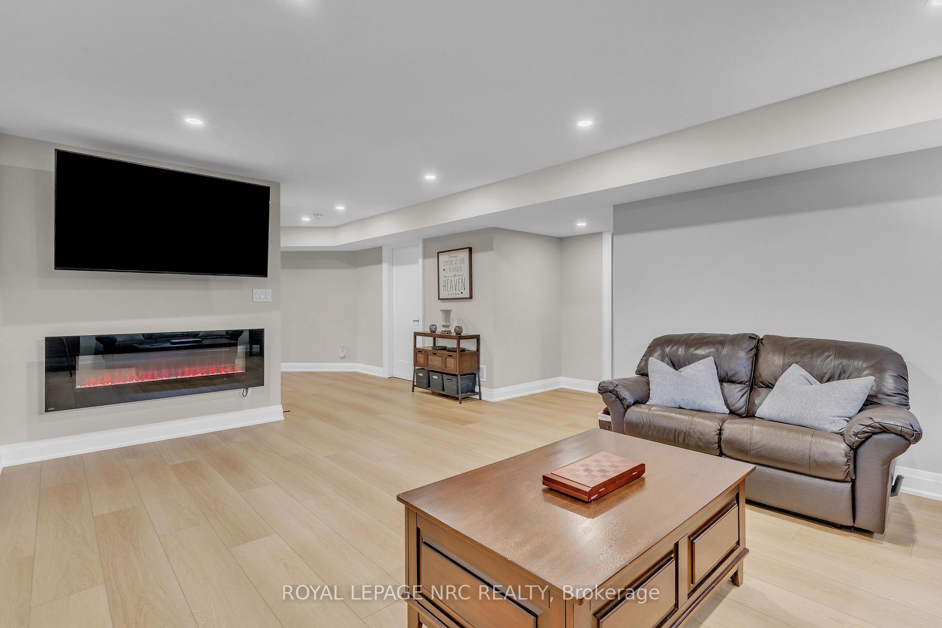 Photo 18 of 22 Swan Avenue, Pelham, Fonthill — HOMEH