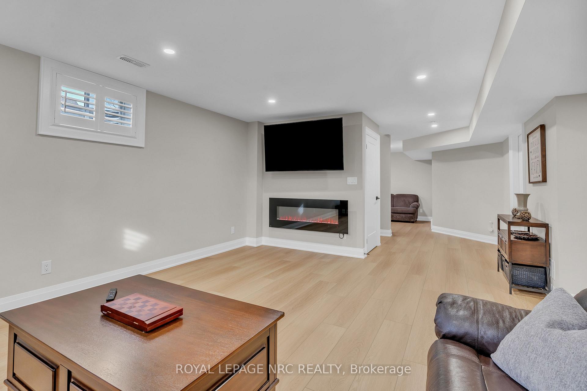 Photo 19 of 22 Swan Avenue, Pelham, Fonthill — HOMEH