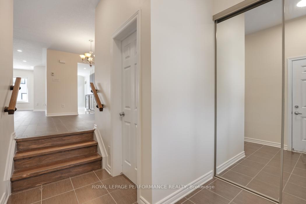 Photo 5 of 556 Langelier Avenue, Ottawa, Mer Bleue/Bradley Estates/Anderson Park — HOMEH