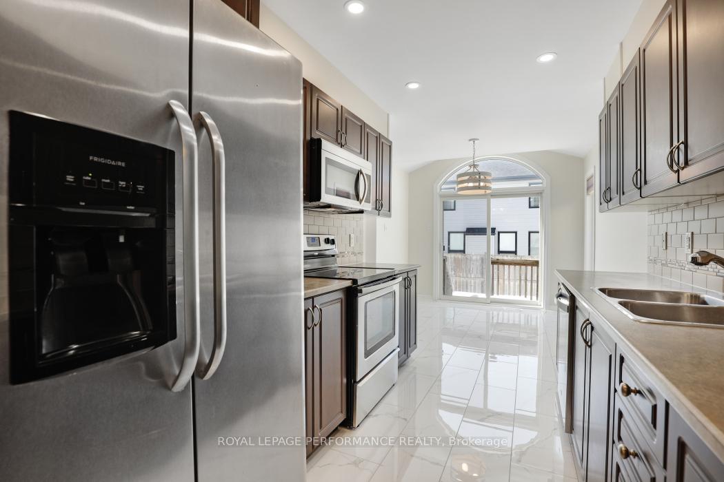 Photo 17 of 556 Langelier Avenue, Ottawa, Mer Bleue/Bradley Estates/Anderson Park — HOMEH