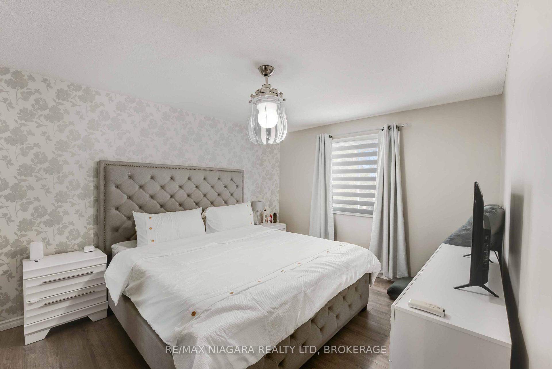 Photo 17 of 7 Brookbank Crescent, Pelham, Fonthill — HOMEH