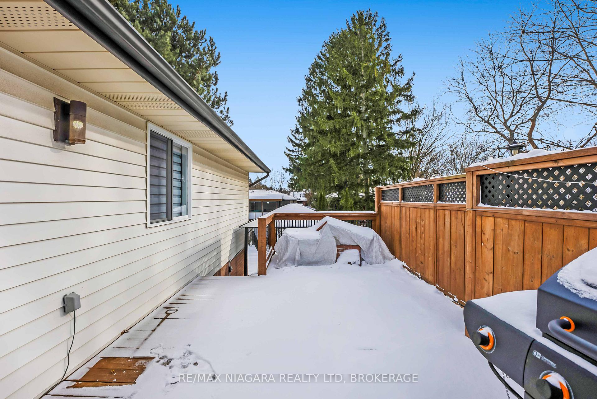 Photo 32 of 7 Brookbank Crescent, Pelham, Fonthill — HOMEH