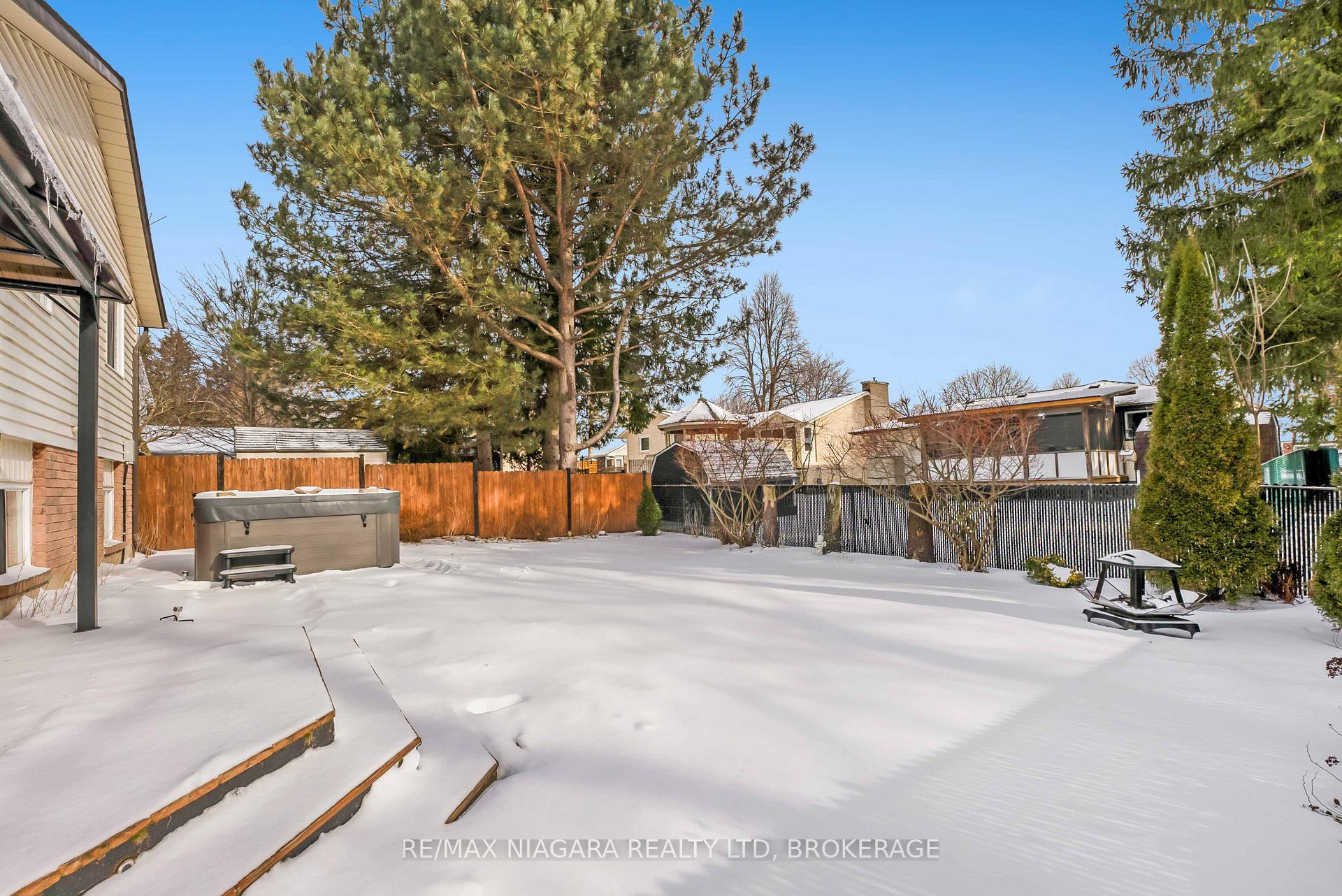 Photo 34 of 7 Brookbank Crescent, Pelham, Fonthill — HOMEH