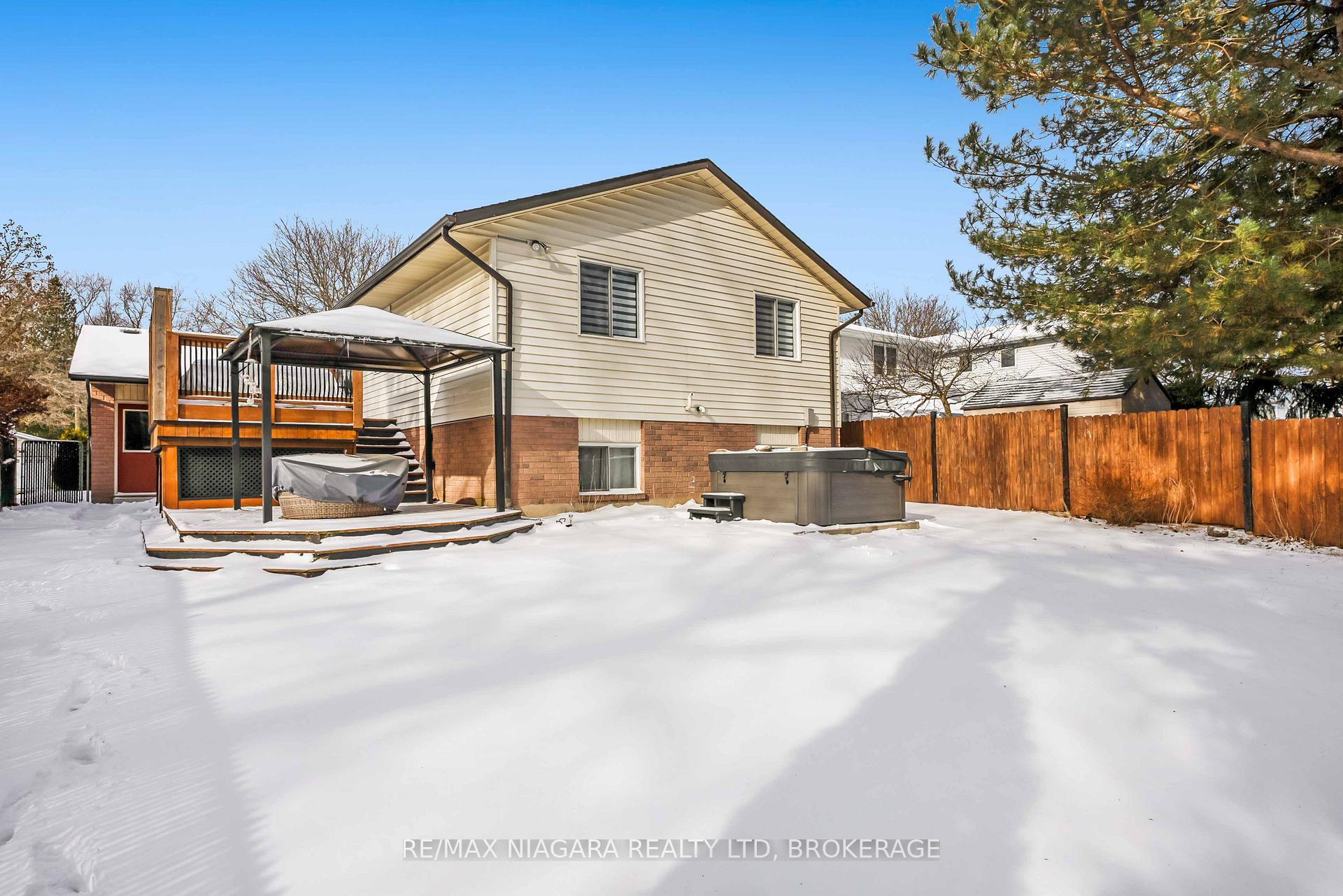 Photo 35 of 7 Brookbank Crescent, Pelham, Fonthill — HOMEH