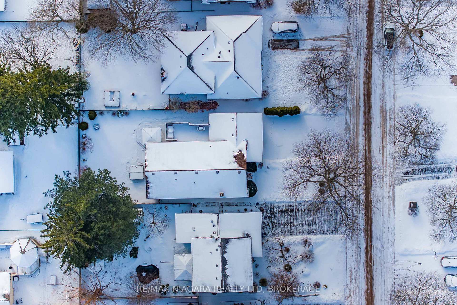 Photo 36 of 7 Brookbank Crescent, Pelham, Fonthill — HOMEH