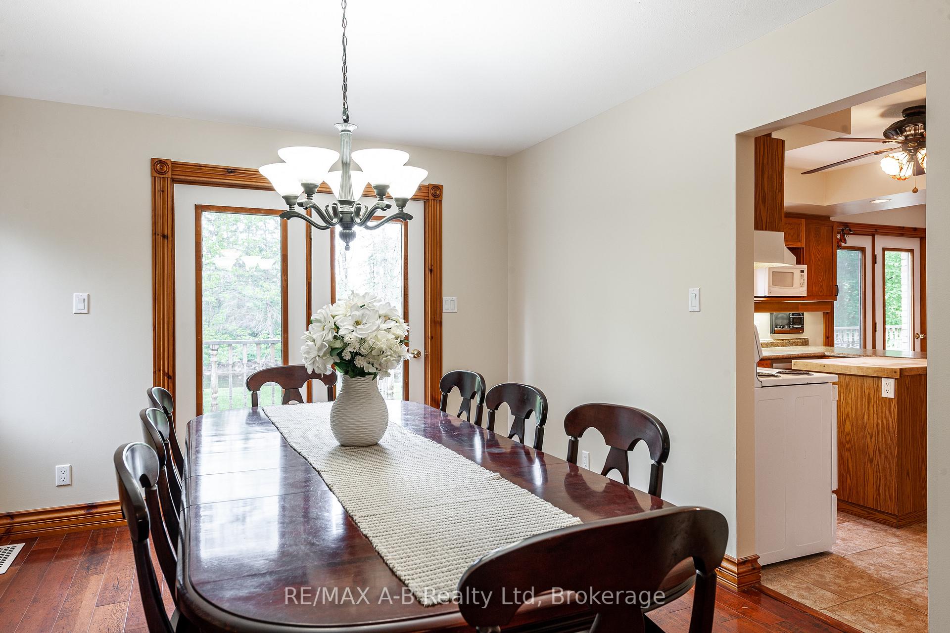 Photo 9 of 3408 Perth Road 130, Perth South, Downie — HOMEH