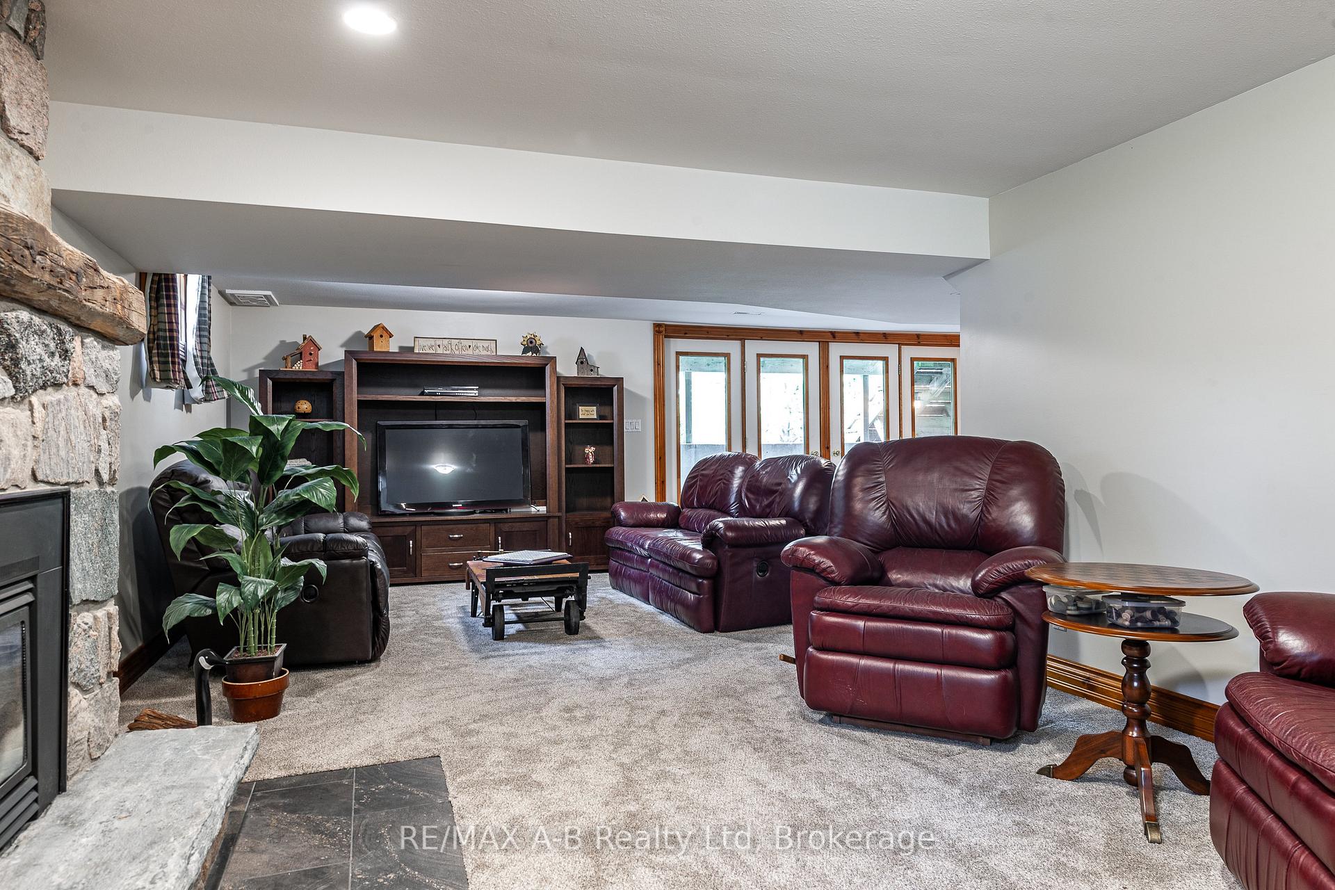 Photo 37 of 3408 Perth Road 130, Perth South, Downie — HOMEH