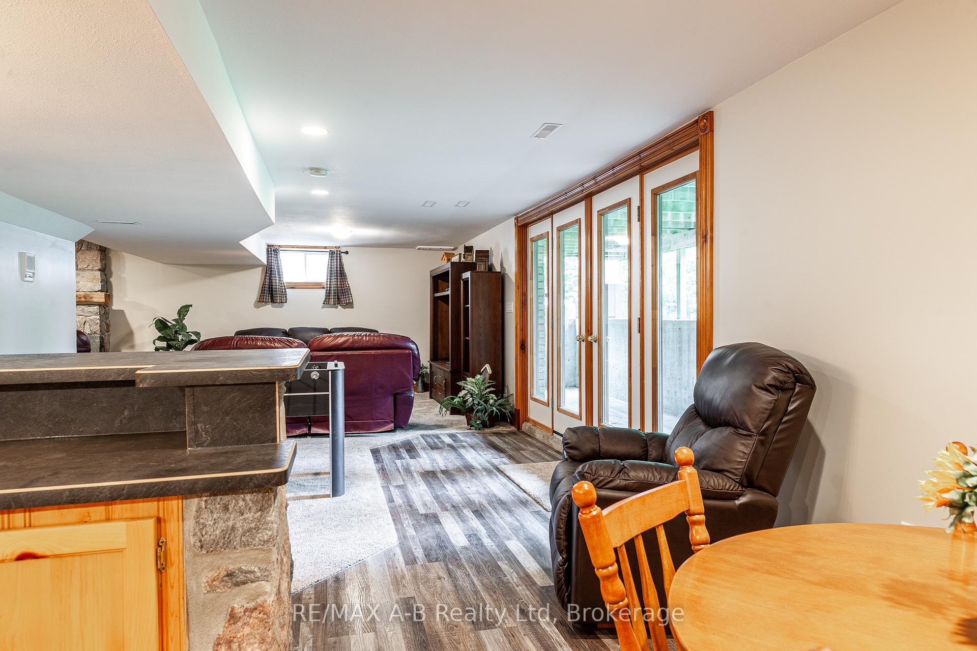 Photo 40 of 3408 Perth Road 130, Perth South, Downie — HOMEH