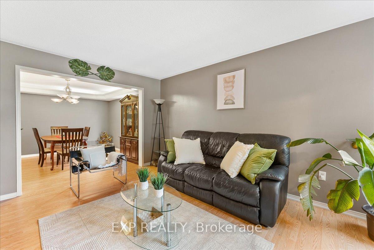 Photo 4 of 1777 Badgley Drive, Oshawa, Taunton — HOMEH