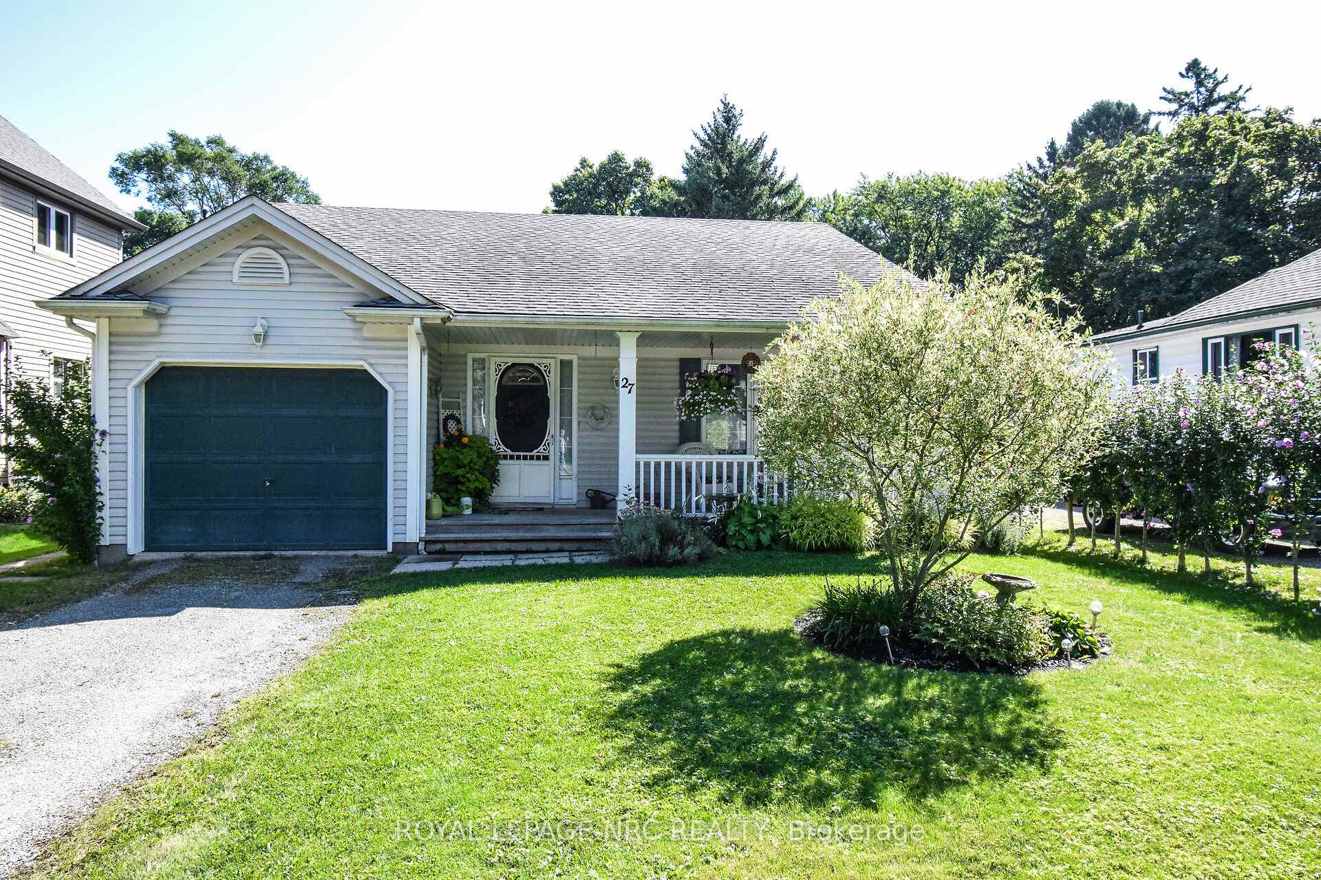 Photo 1 of 27 Chestnut Street, Pelham, Fonthill — HOMEH