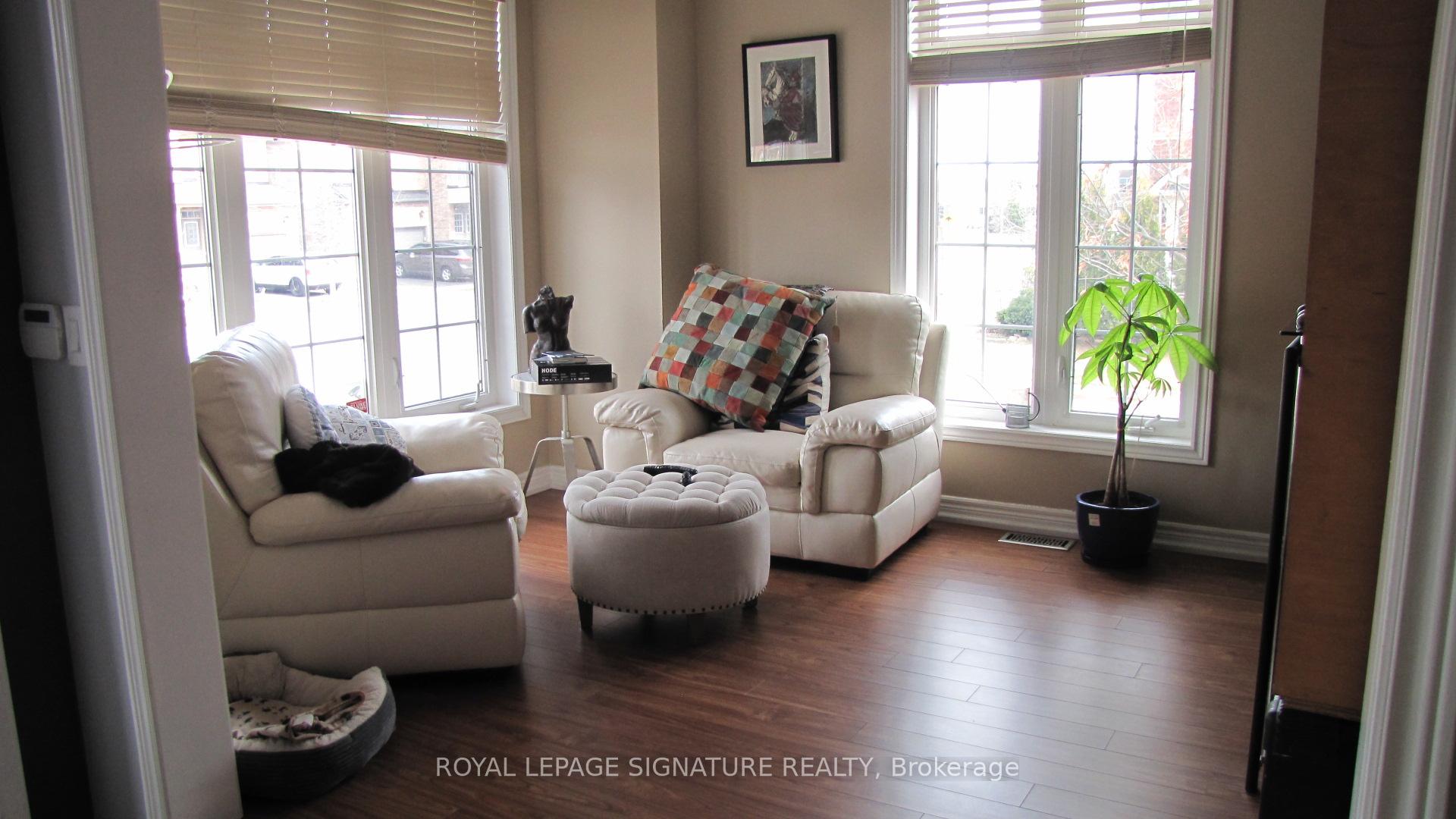 Photo 2 of 351 Wrigglesworth Crescent, Milton, Scott — HOMEH