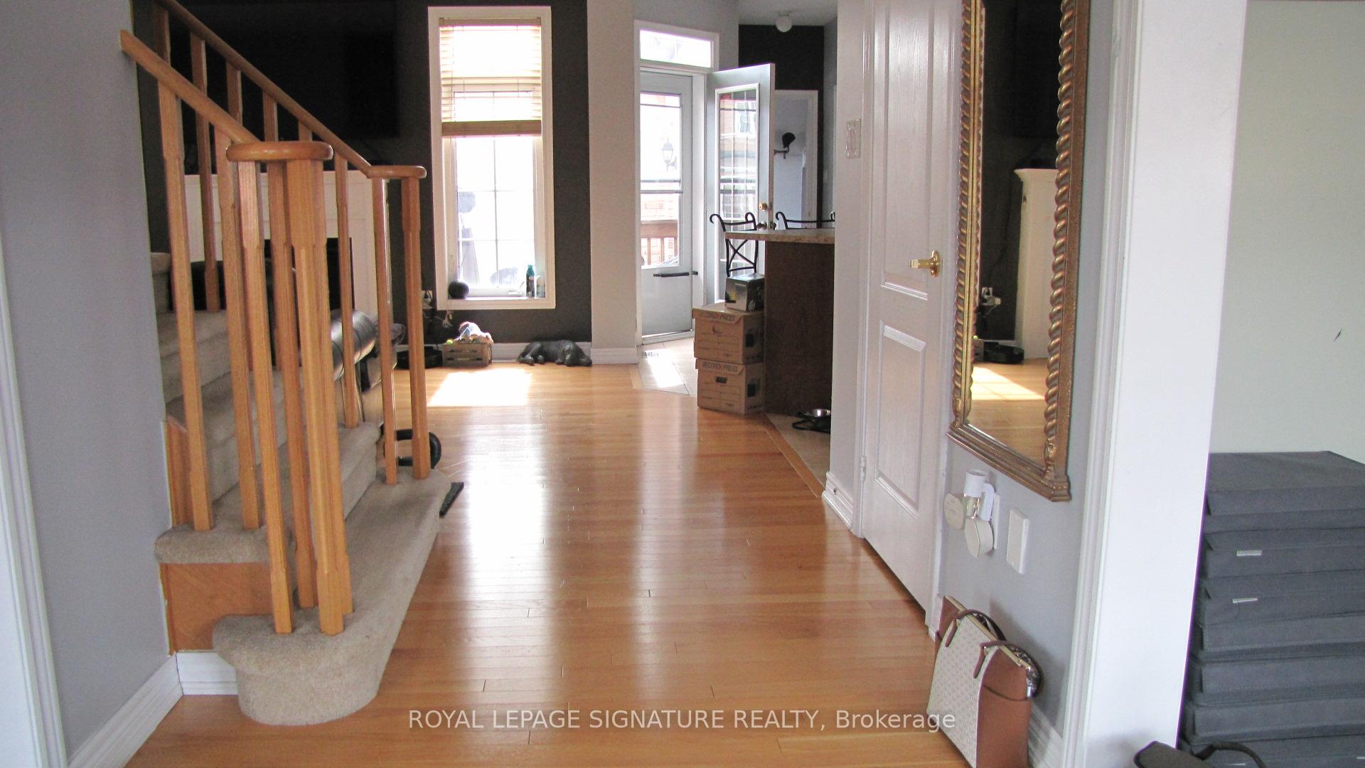 Photo 7 of 351 Wrigglesworth Crescent, Milton, Scott — HOMEH