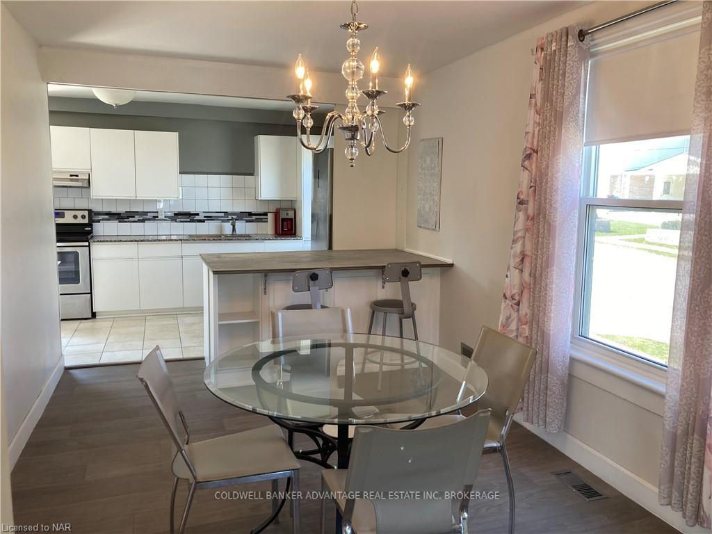 Photo 10 of 3879 Portage Road, Niagara Falls, Stamford — HOMEH