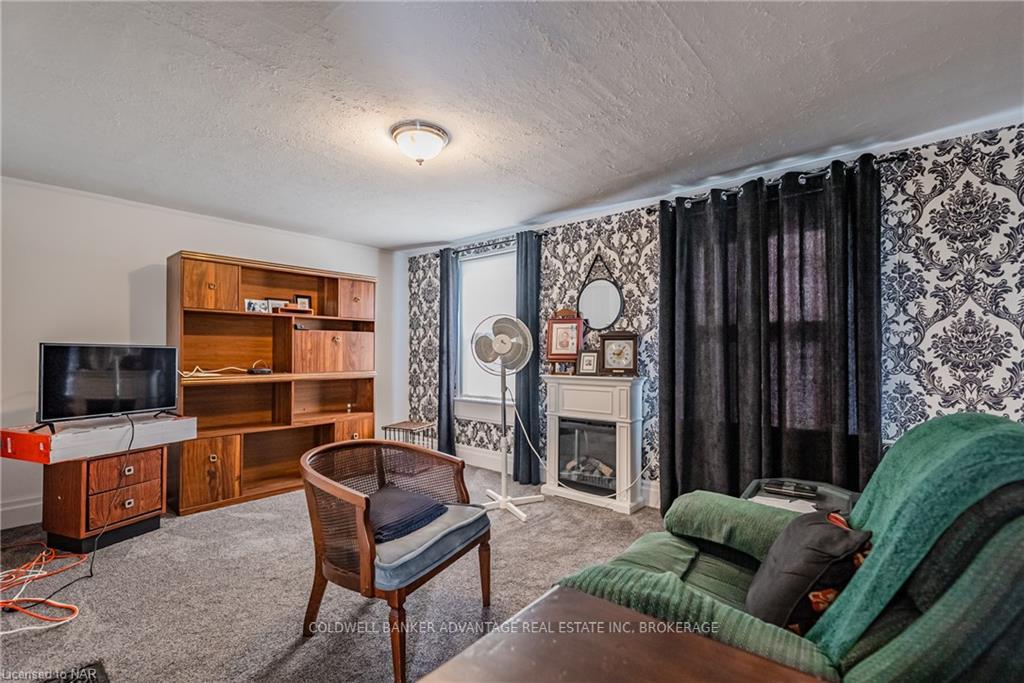Photo 15 of 3879 Portage Road, Niagara Falls, Stamford — HOMEH