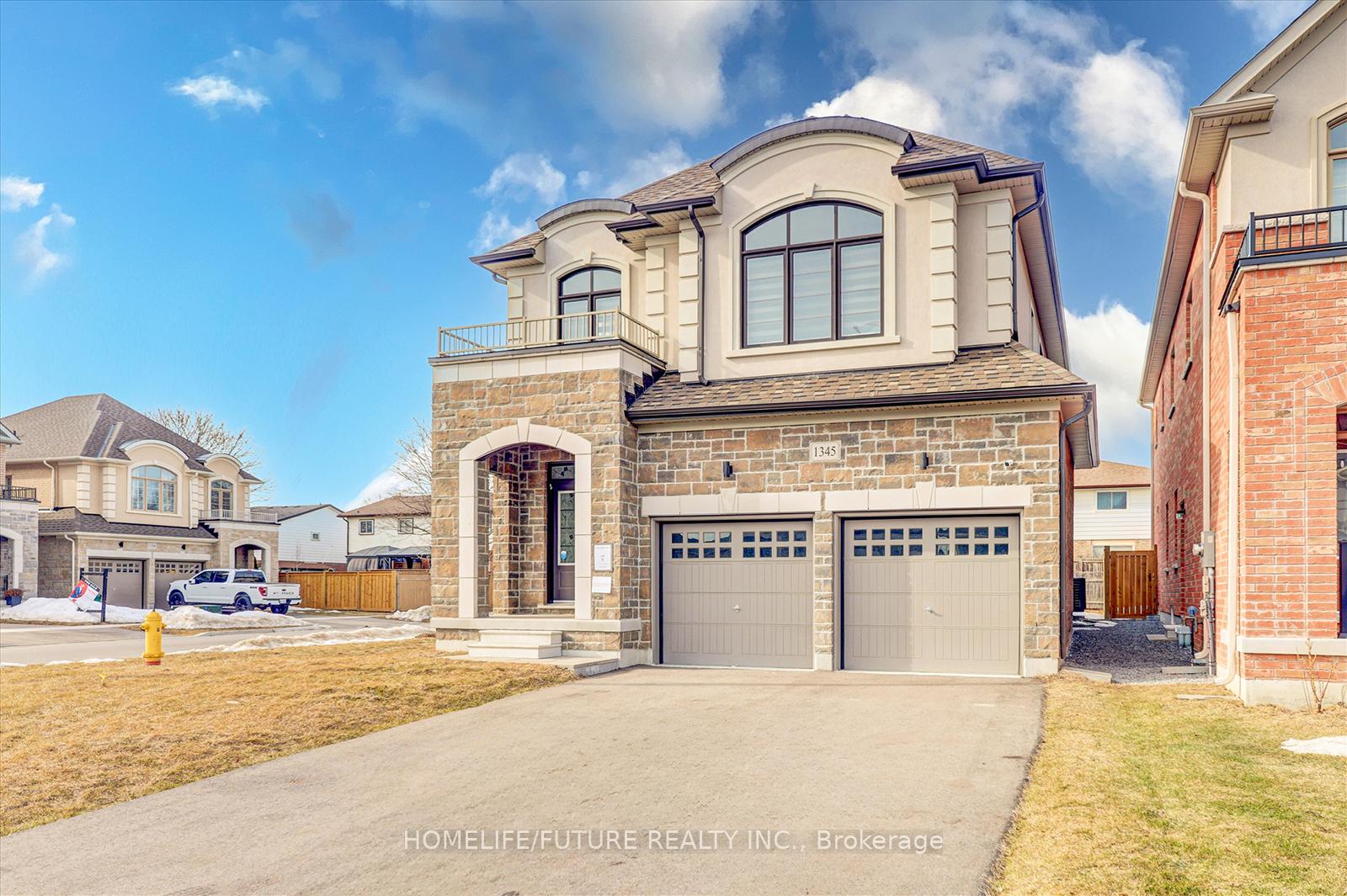 Photo 2 of 1345 Apollo Street, Oshawa, Eastdale — HOMEH