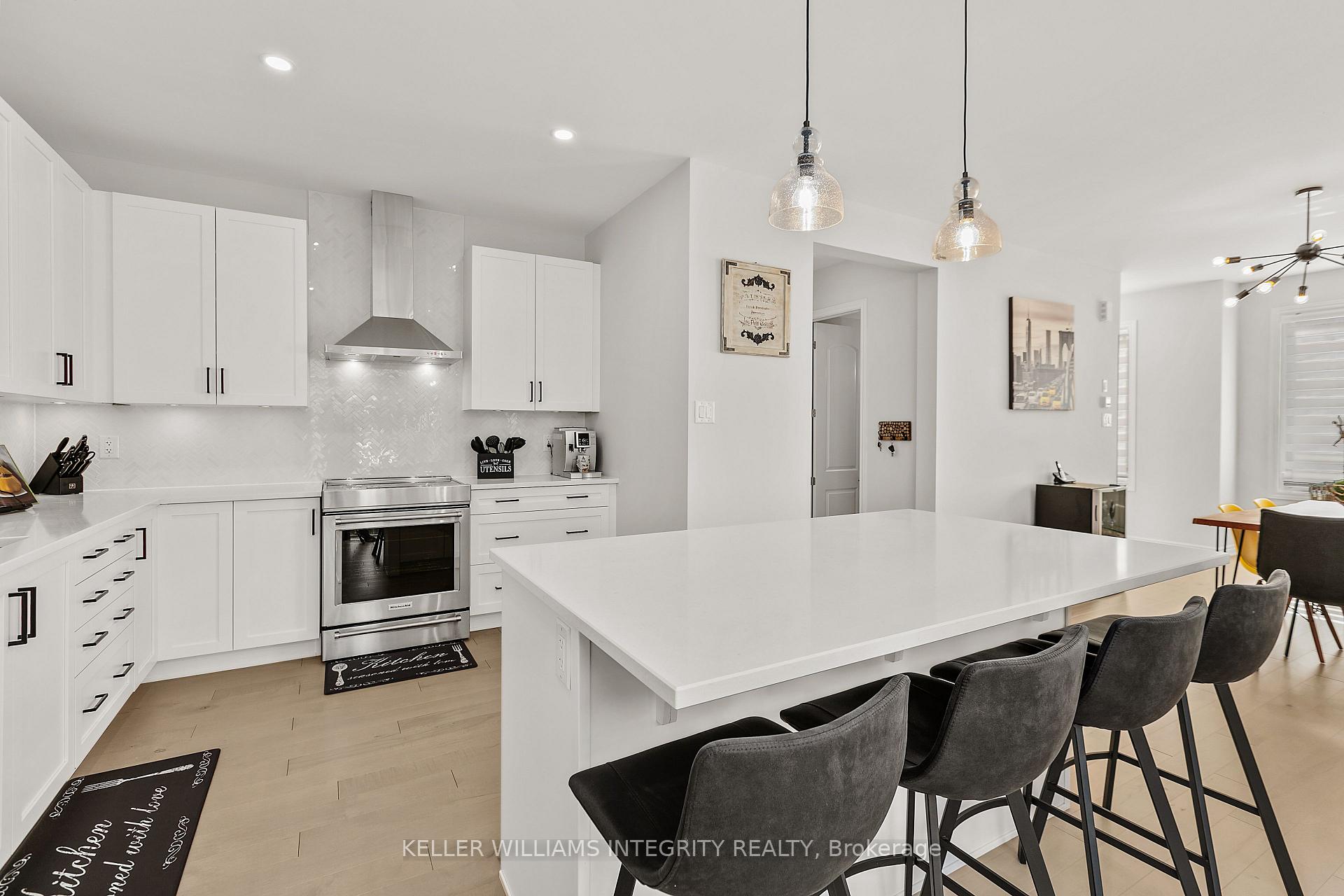 Photo 12 of 153 Aubrais Crescent, Ottawa, Chapel Hill South - Orleans Village — HOMEH