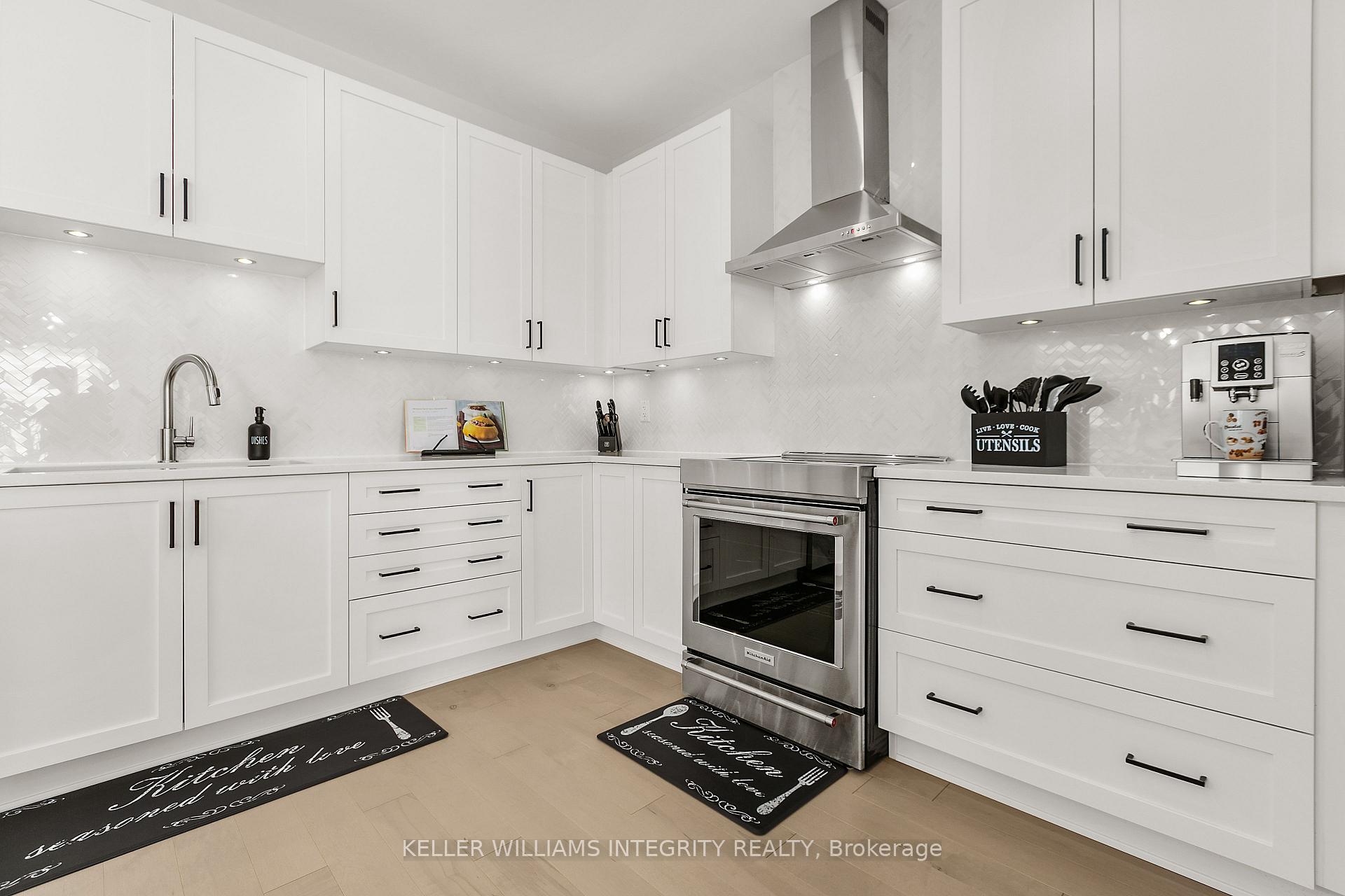 Photo 13 of 153 Aubrais Crescent, Ottawa, Chapel Hill South - Orleans Village — HOMEH