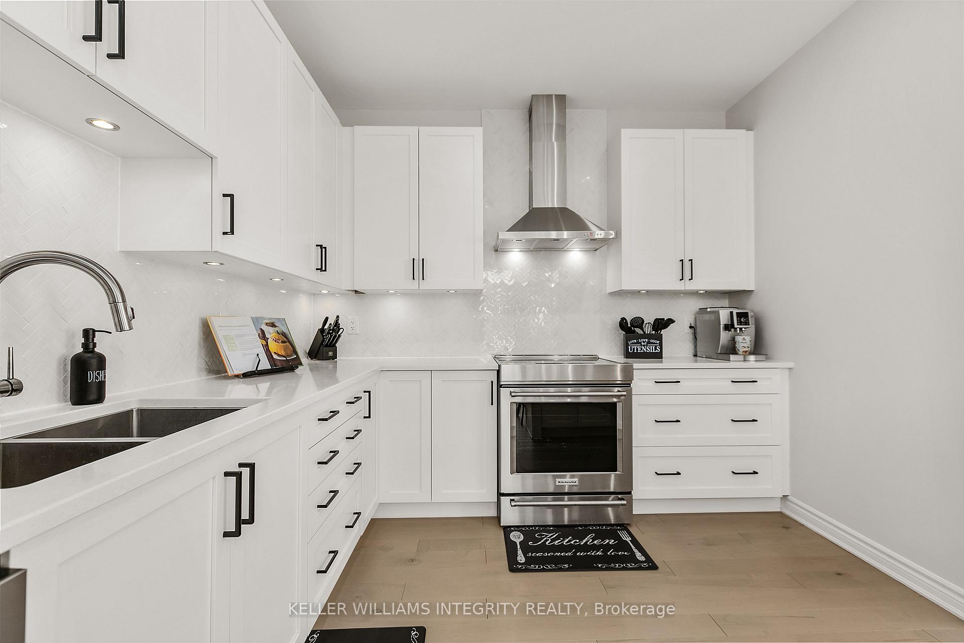 Photo 14 of 153 Aubrais Crescent, Ottawa, Chapel Hill South - Orleans Village — HOMEH