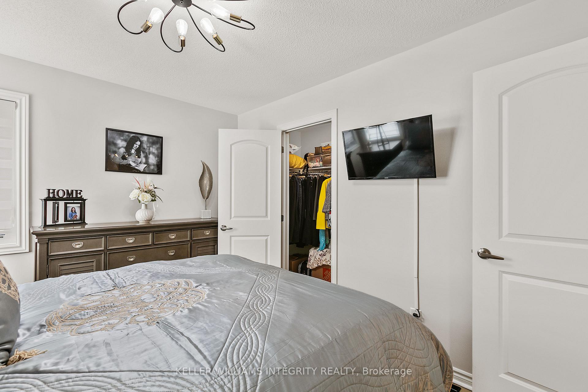 Photo 21 of 153 Aubrais Crescent, Ottawa, Chapel Hill South - Orleans Village — HOMEH