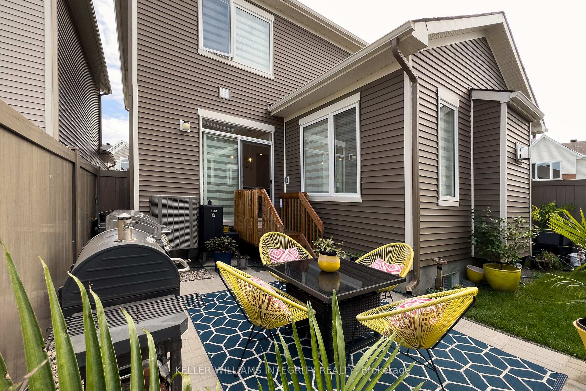 Photo 34 of 153 Aubrais Crescent, Ottawa, Chapel Hill South - Orleans Village — HOMEH