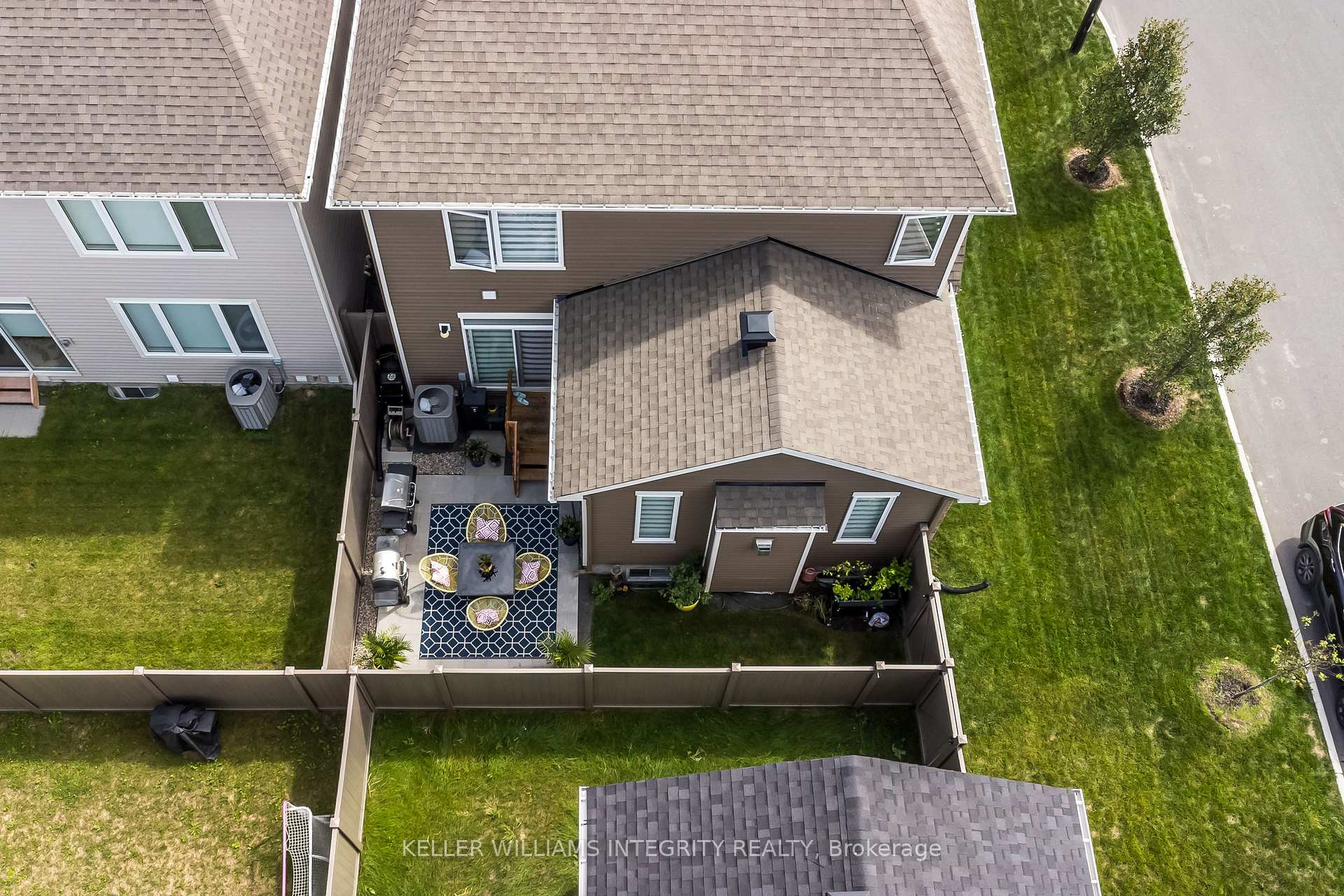Photo 37 of 153 Aubrais Crescent, Ottawa, Chapel Hill South - Orleans Village — HOMEH