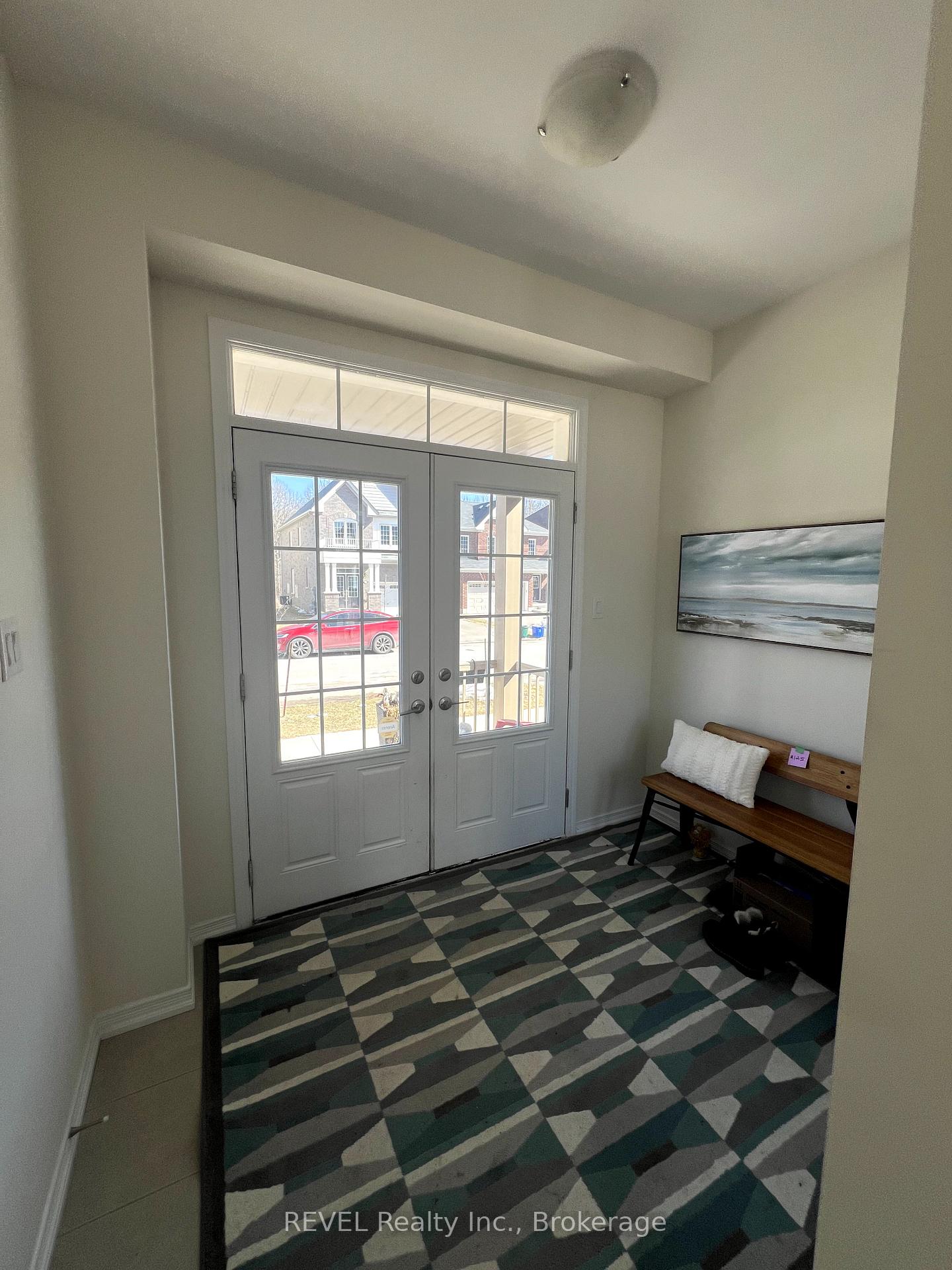 Photo 3 of 7703 Tupelo Crescent, Niagara Falls, Brown — HOMEH