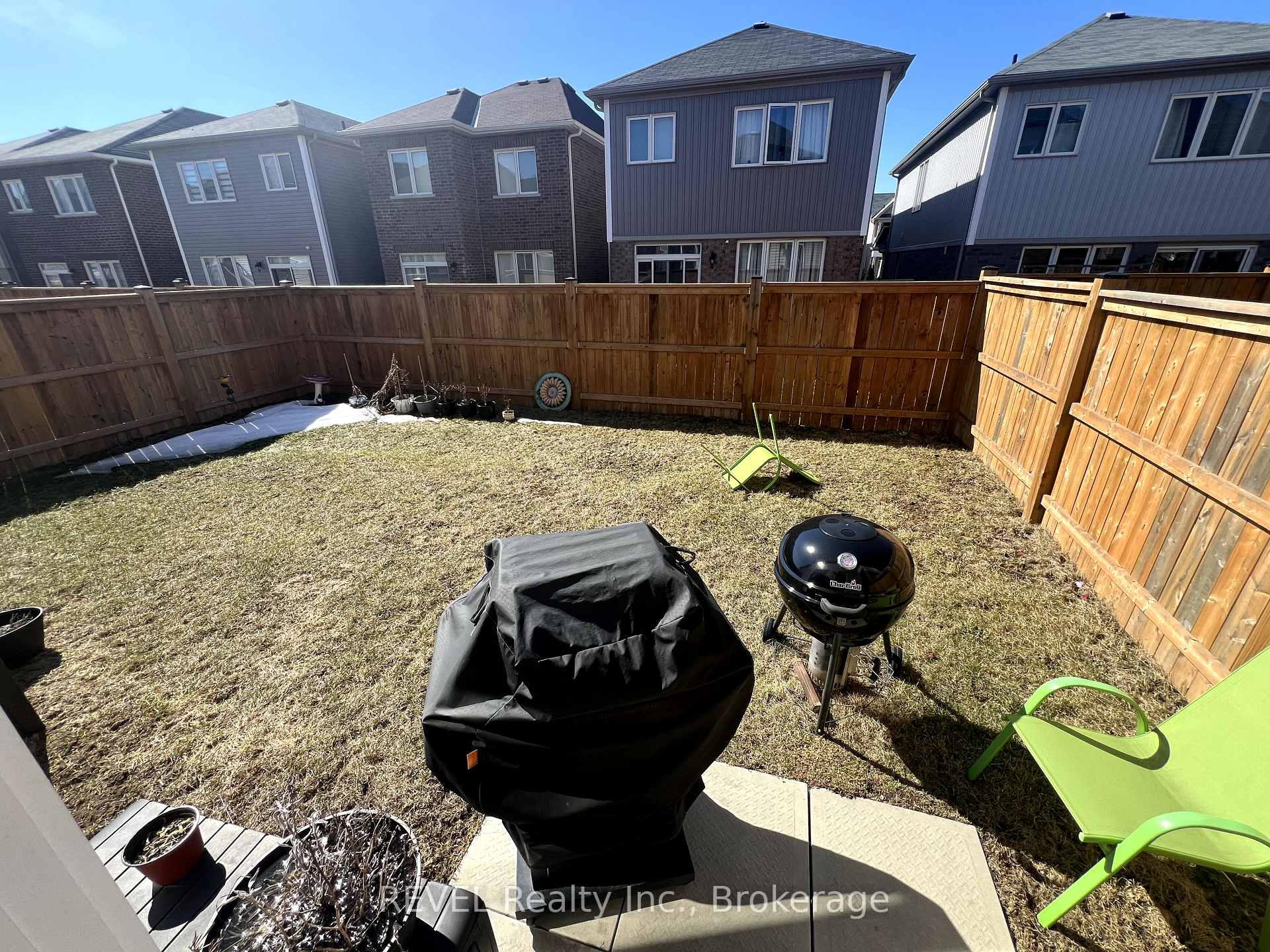 Photo 28 of 7703 Tupelo Crescent, Niagara Falls, Brown — HOMEH