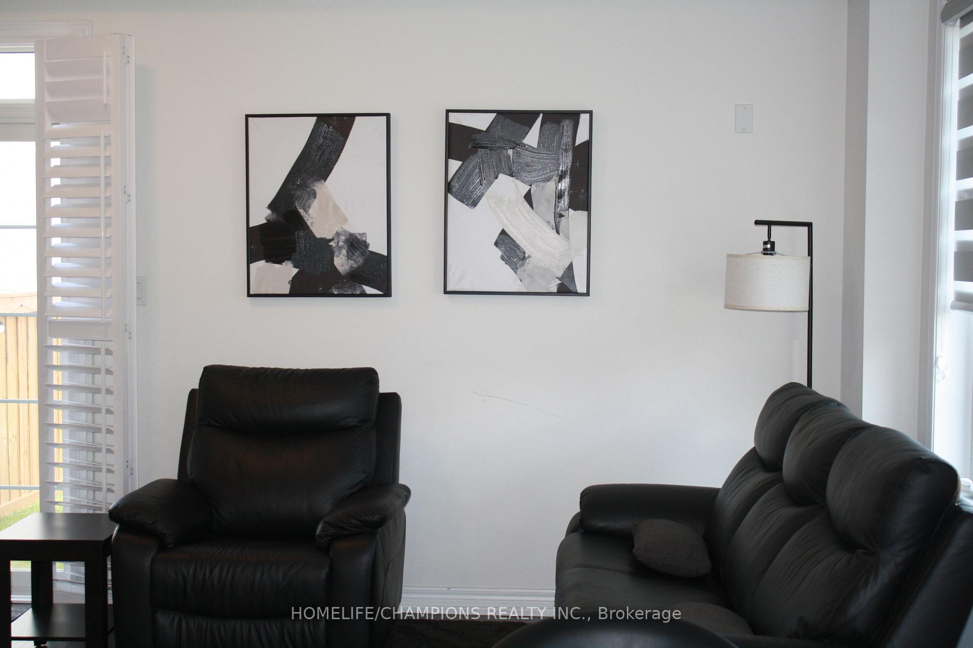 Photo 5 of 50 Air Dancer Crescent, Oshawa, Windfields — HOMEH