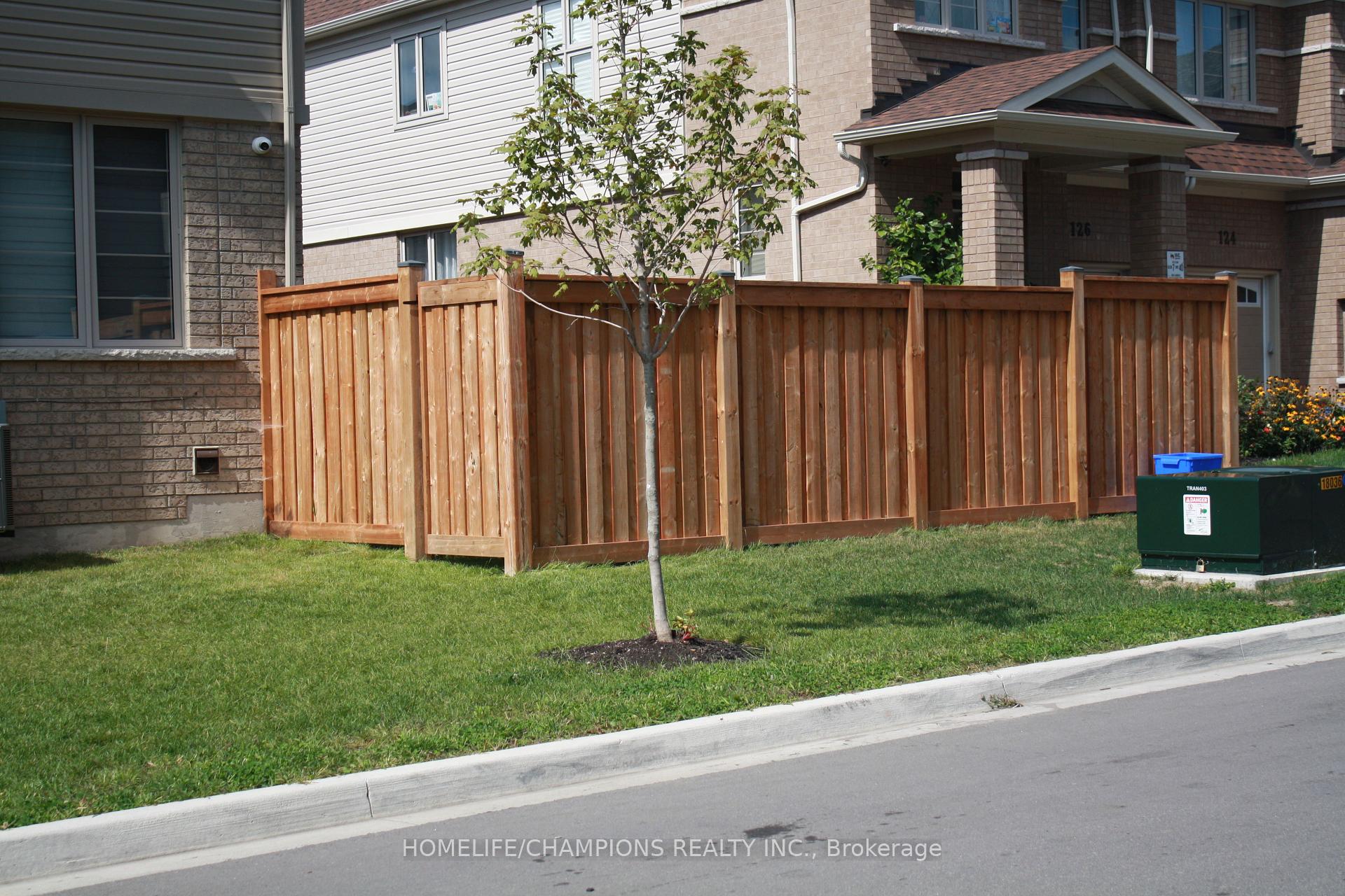 Photo 21 of 50 Air Dancer Crescent, Oshawa, Windfields — HOMEH