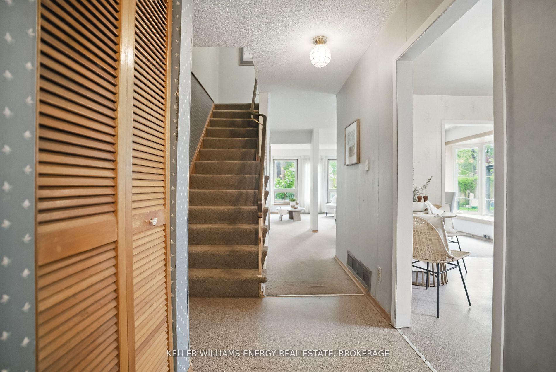 Photo 2 of 198 Ormond Drive, Oshawa, Samac — HOMEH