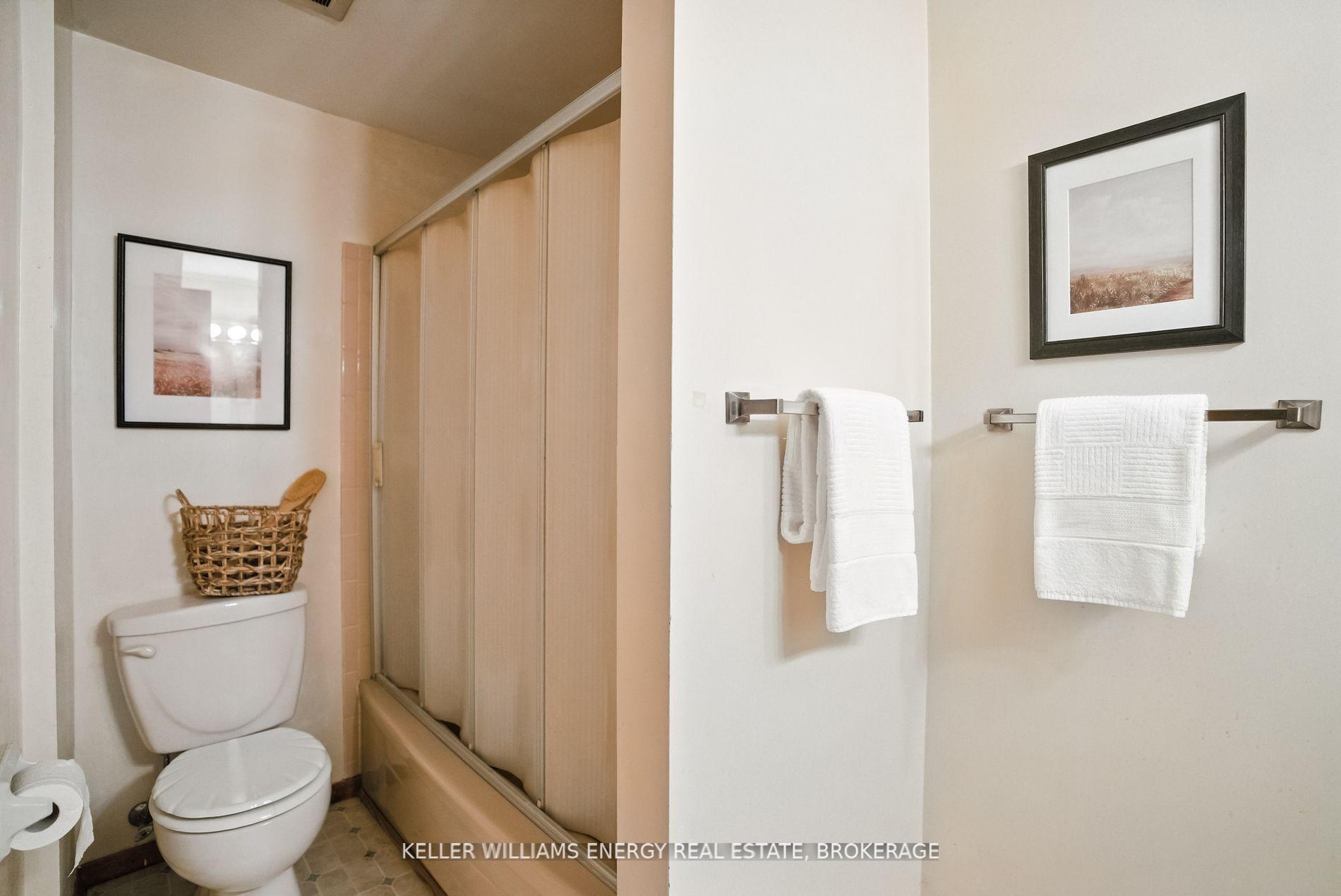 Photo 18 of 198 Ormond Drive, Oshawa, Samac — HOMEH
