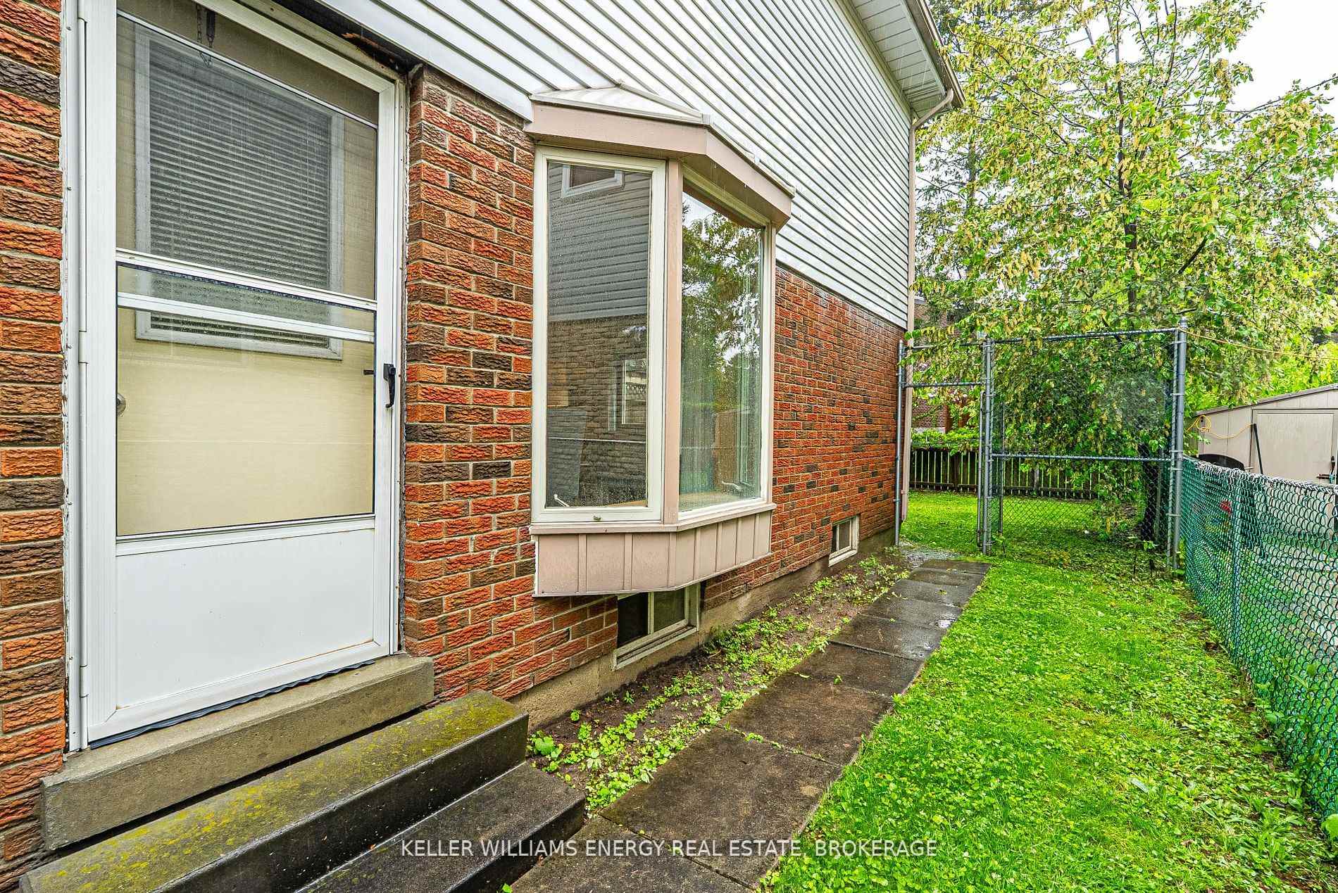 Photo 24 of 198 Ormond Drive, Oshawa, Samac — HOMEH