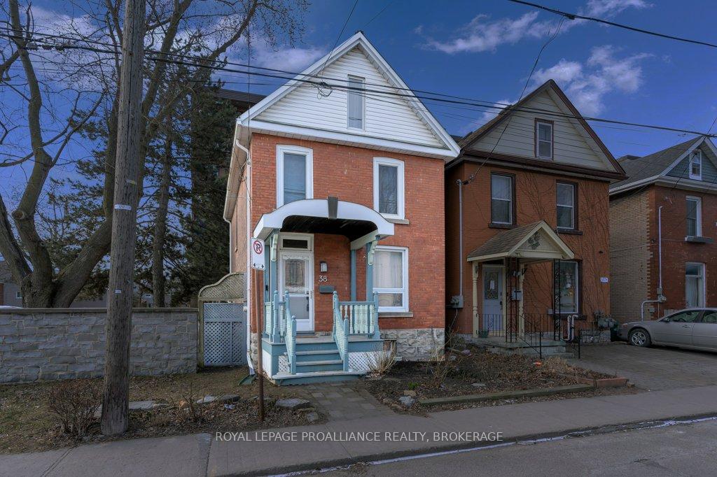 Front of 38 Ordnance Street