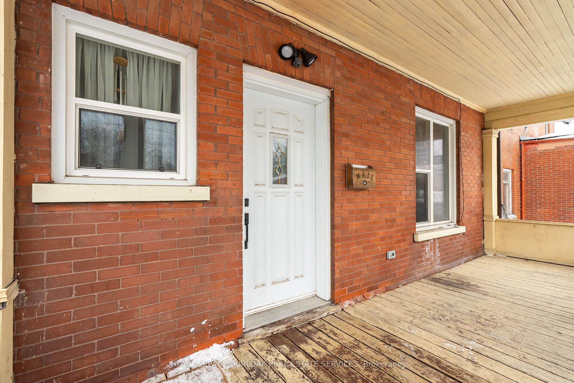 Photo 5 of 191 Simcoe Street S, Oshawa, Central — HOMEH