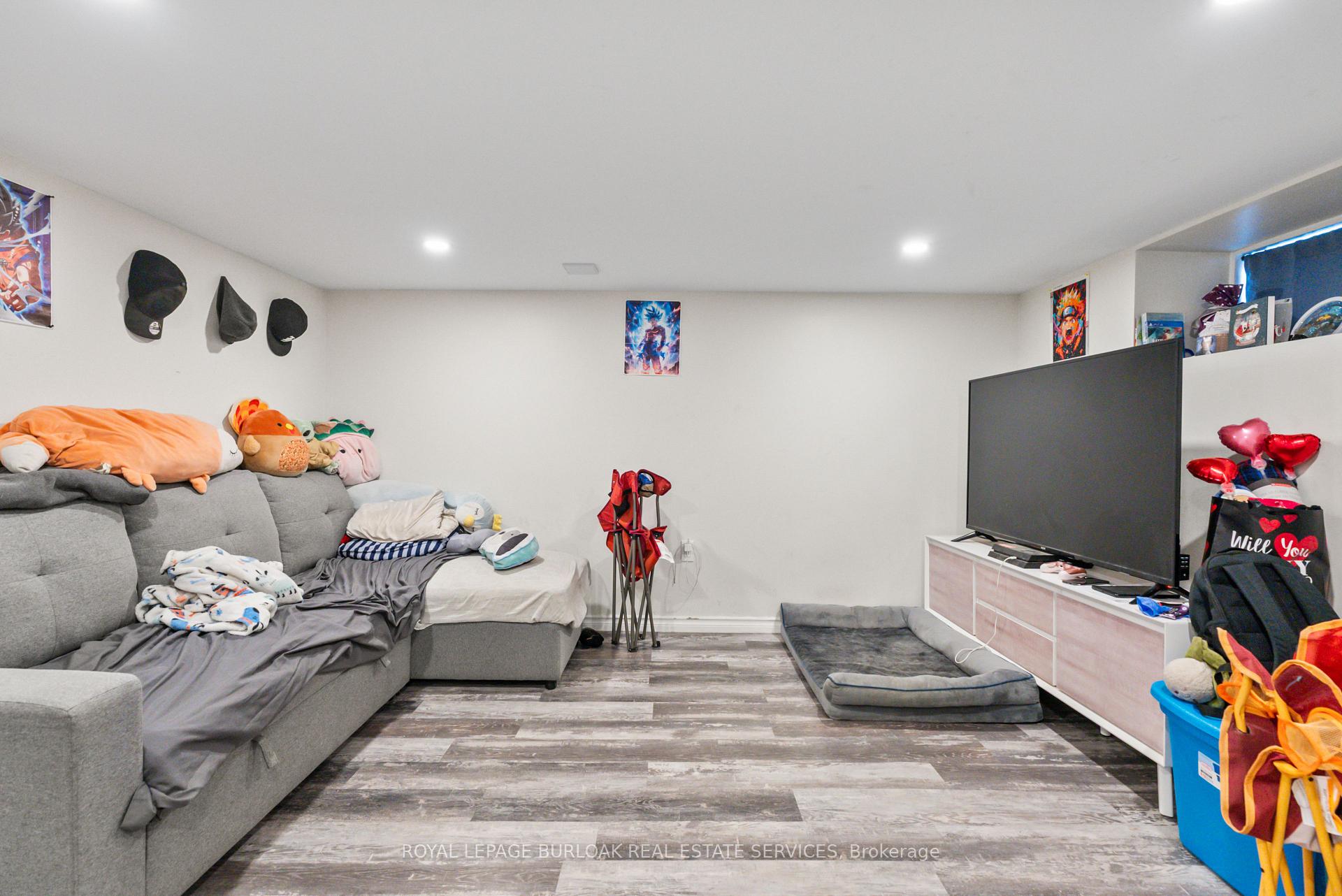 Photo 25 of 191 Simcoe Street S, Oshawa, Central — HOMEH